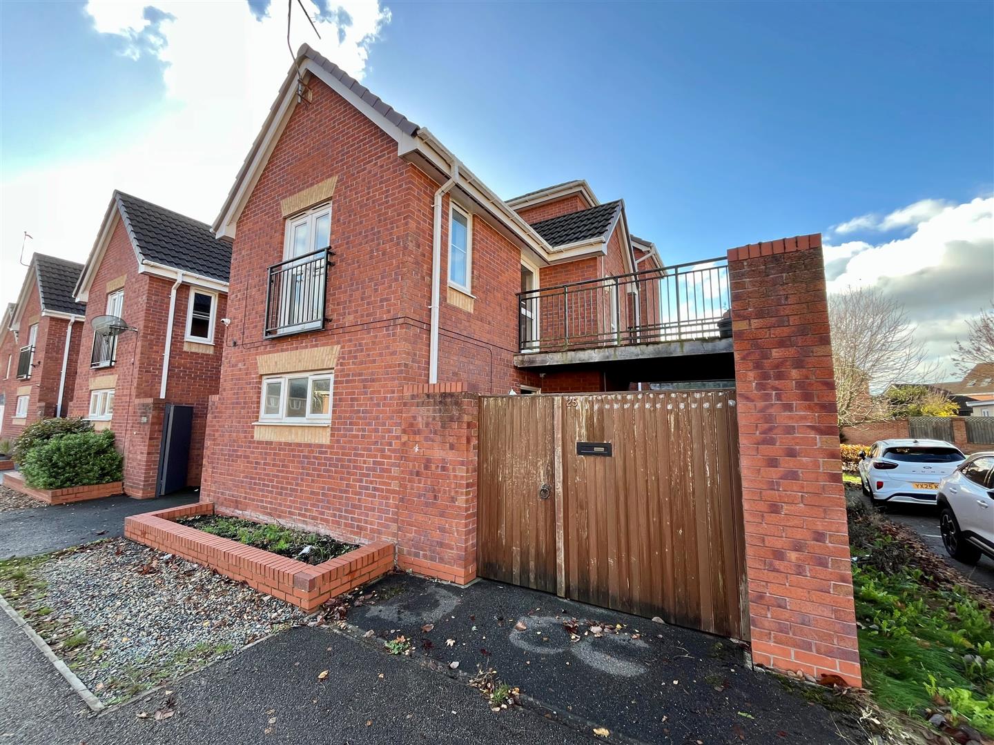 25 Thirlmere Way, Kingswood, Hull, 25, HU7 3BH